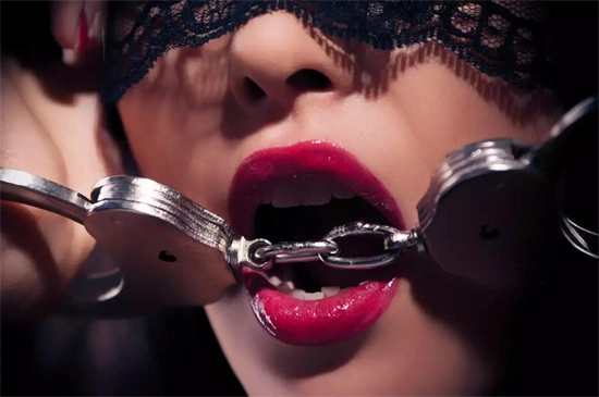 【西檬之家】恋足癖解析：BDSM新人如何理性看待特定偏好